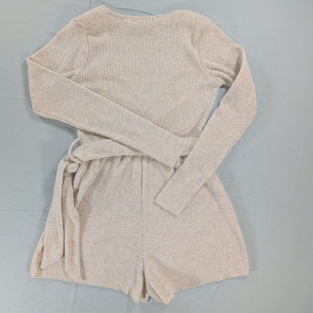 Forever 21 Beige Ribbed Long Sleeve Wrap Romper - Picture 5 of 7